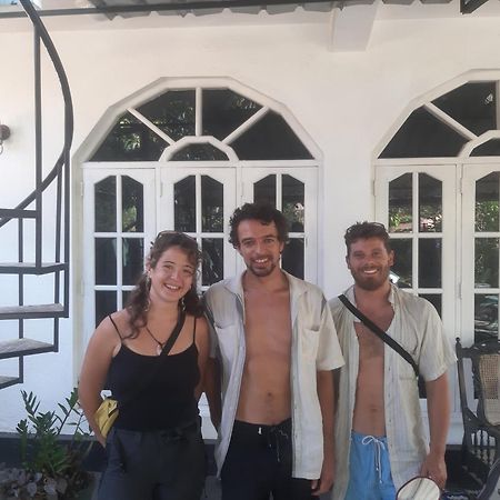Hellen Homestay Negombo Zewnętrze zdjęcie