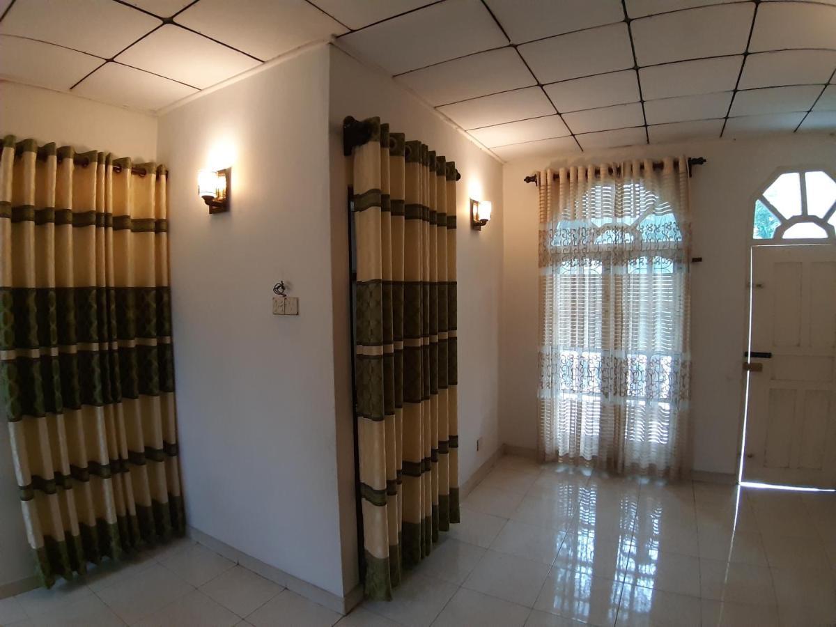 Hellen Homestay Negombo Zewnętrze zdjęcie