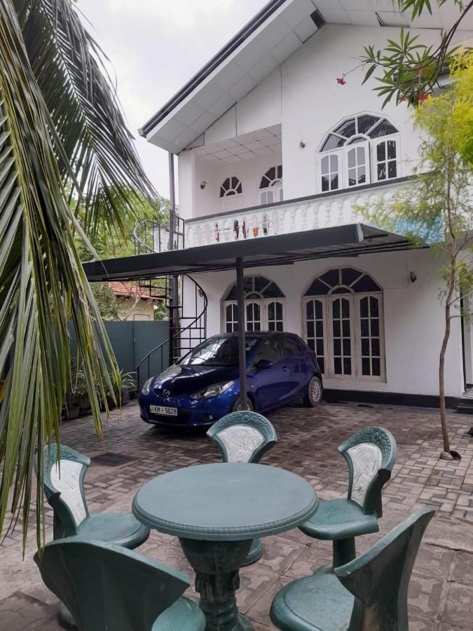 Hellen Homestay Negombo Zewnętrze zdjęcie