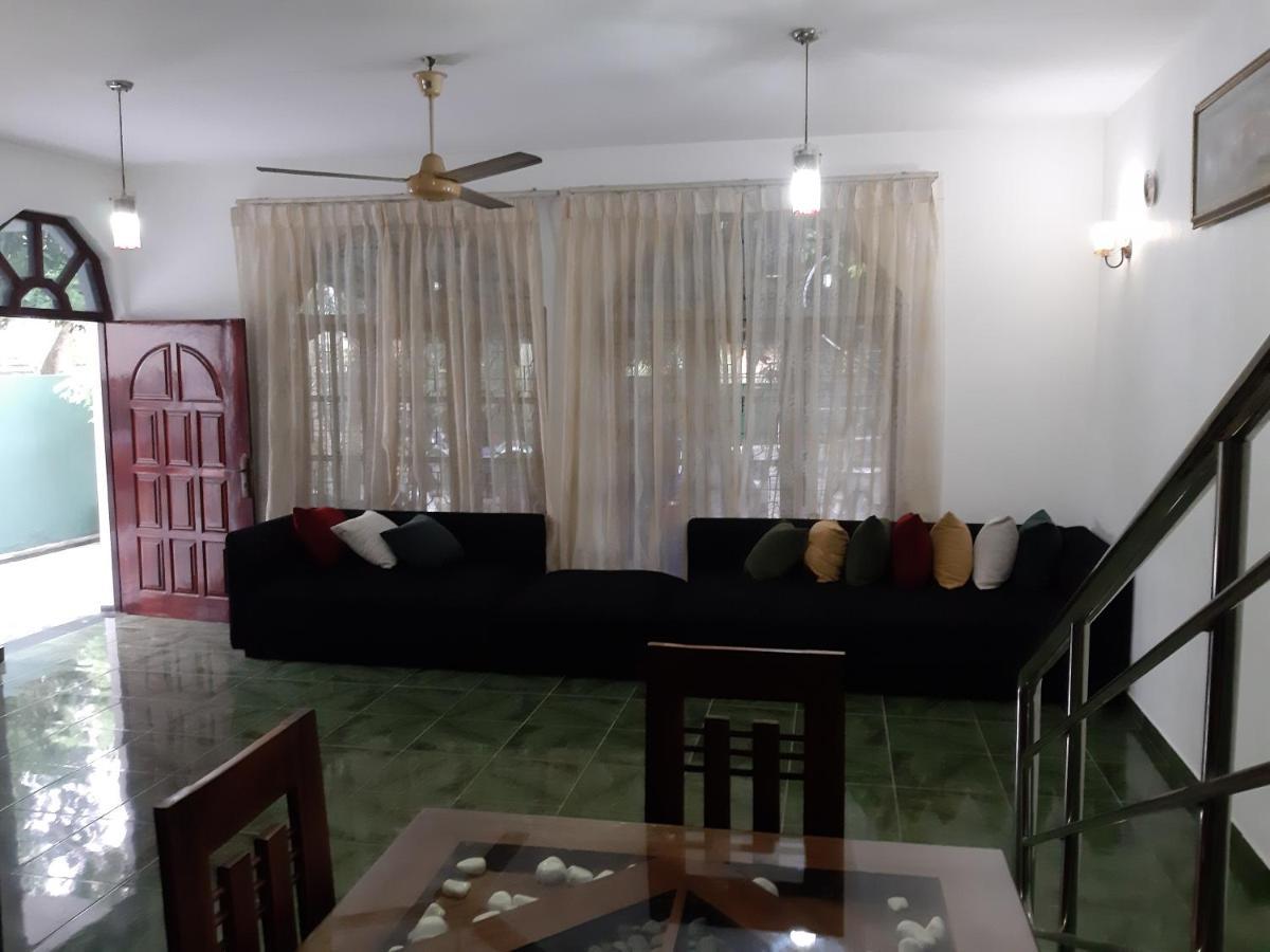 Hellen Homestay Negombo Zewnętrze zdjęcie